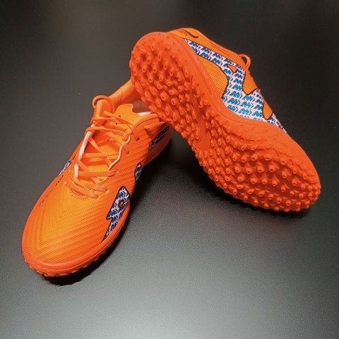 کفش فوتبال دومنظوره طرح نایک کد PRO-OR 